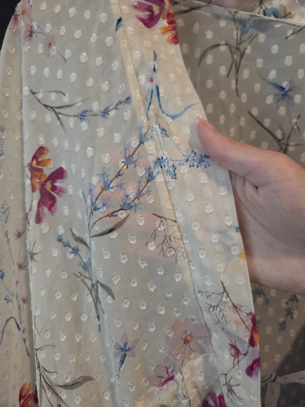 Women's Time and Tru Cream Sheer Kimono with Pink and Blue Flowers ~ One Size - Picture 2 of 9